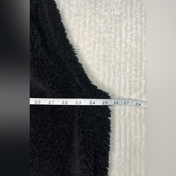 Kookaburra By Ugg Black Sherpa Hooded Vest/Jacket Women’s Size Large - Picture 8 of 11